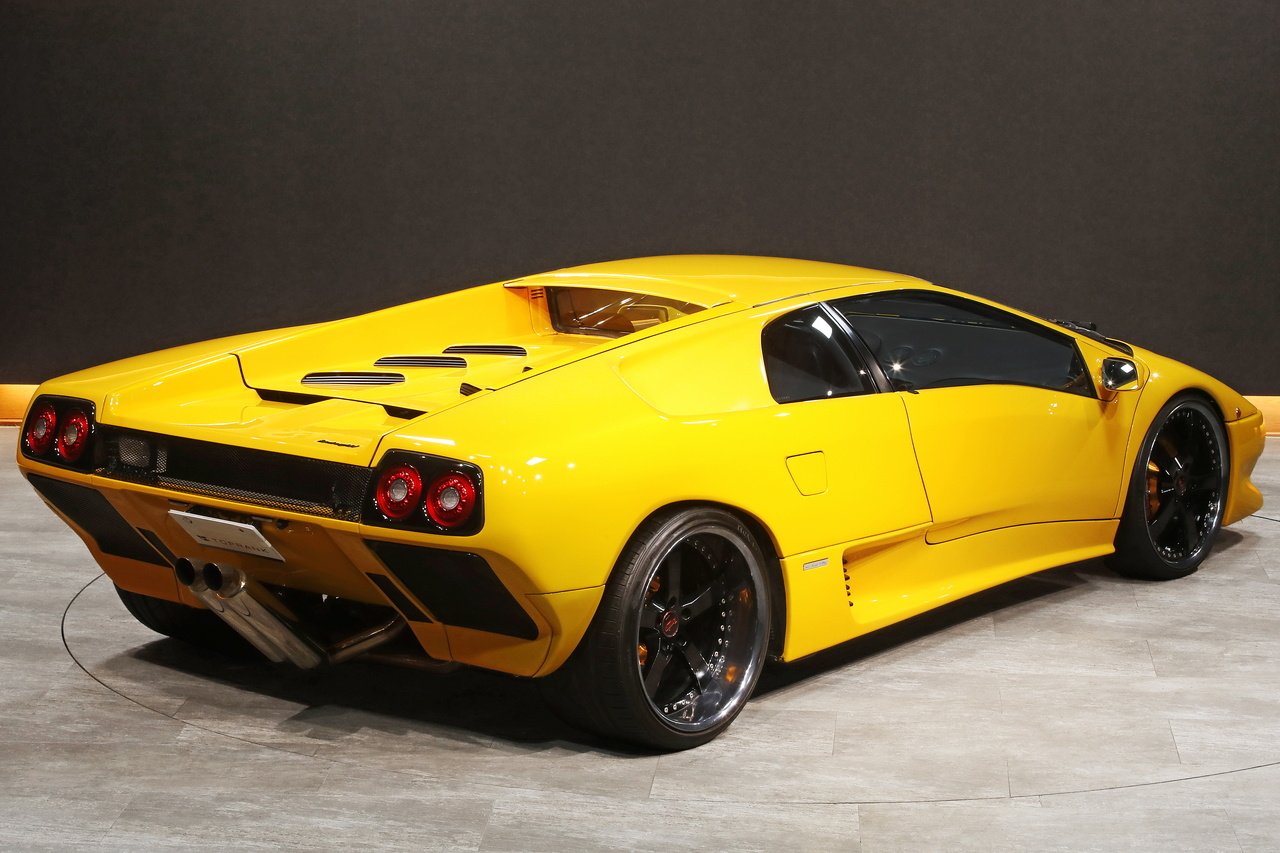 
1995 Lamborghini Diablo VT – 5.7L V12 – 5-Speed Gated Manual – AWD – Superfly Yellow – 50,000 km – Japan full									