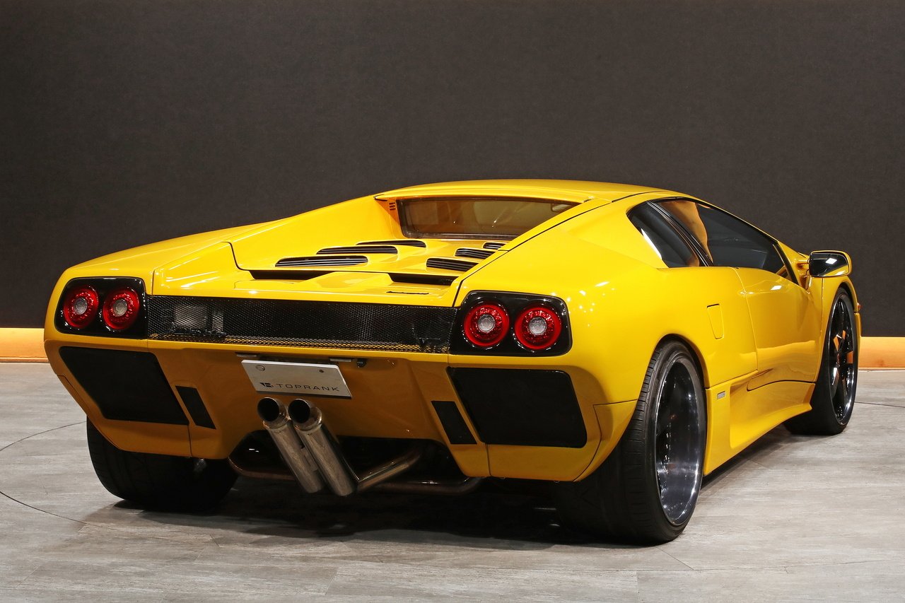 
1995 Lamborghini Diablo VT – 5.7L V12 – 5-Speed Gated Manual – AWD – Superfly Yellow – 50,000 km – Japan full									