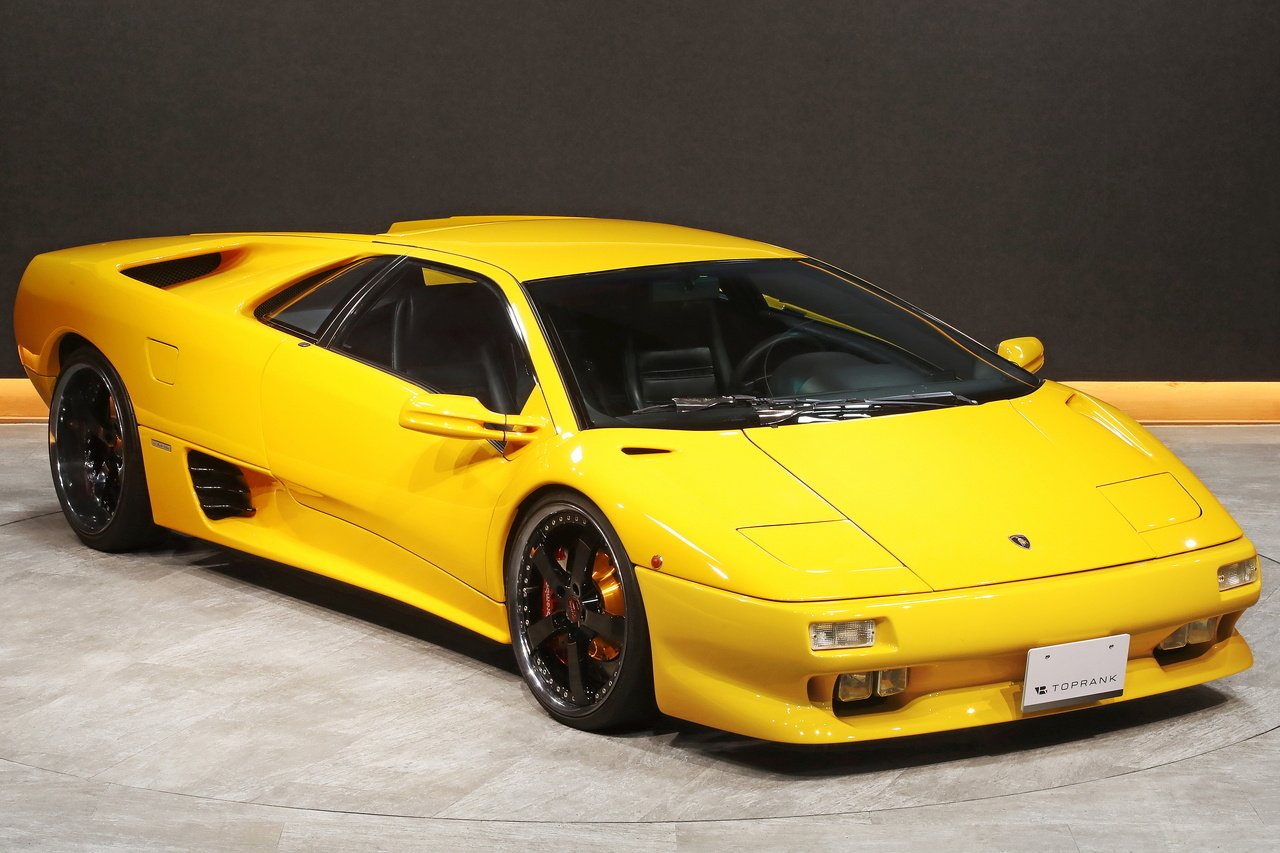 
1995 Lamborghini Diablo VT – 5.7L V12 – 5-Speed Gated Manual – AWD – Superfly Yellow – 50,000 km – Japan full									