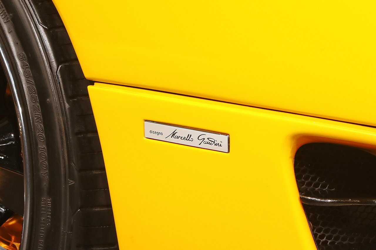 
1995 Lamborghini Diablo VT – 5.7L V12 – 5-Speed Gated Manual – AWD – Superfly Yellow – 50,000 km – Japan full									