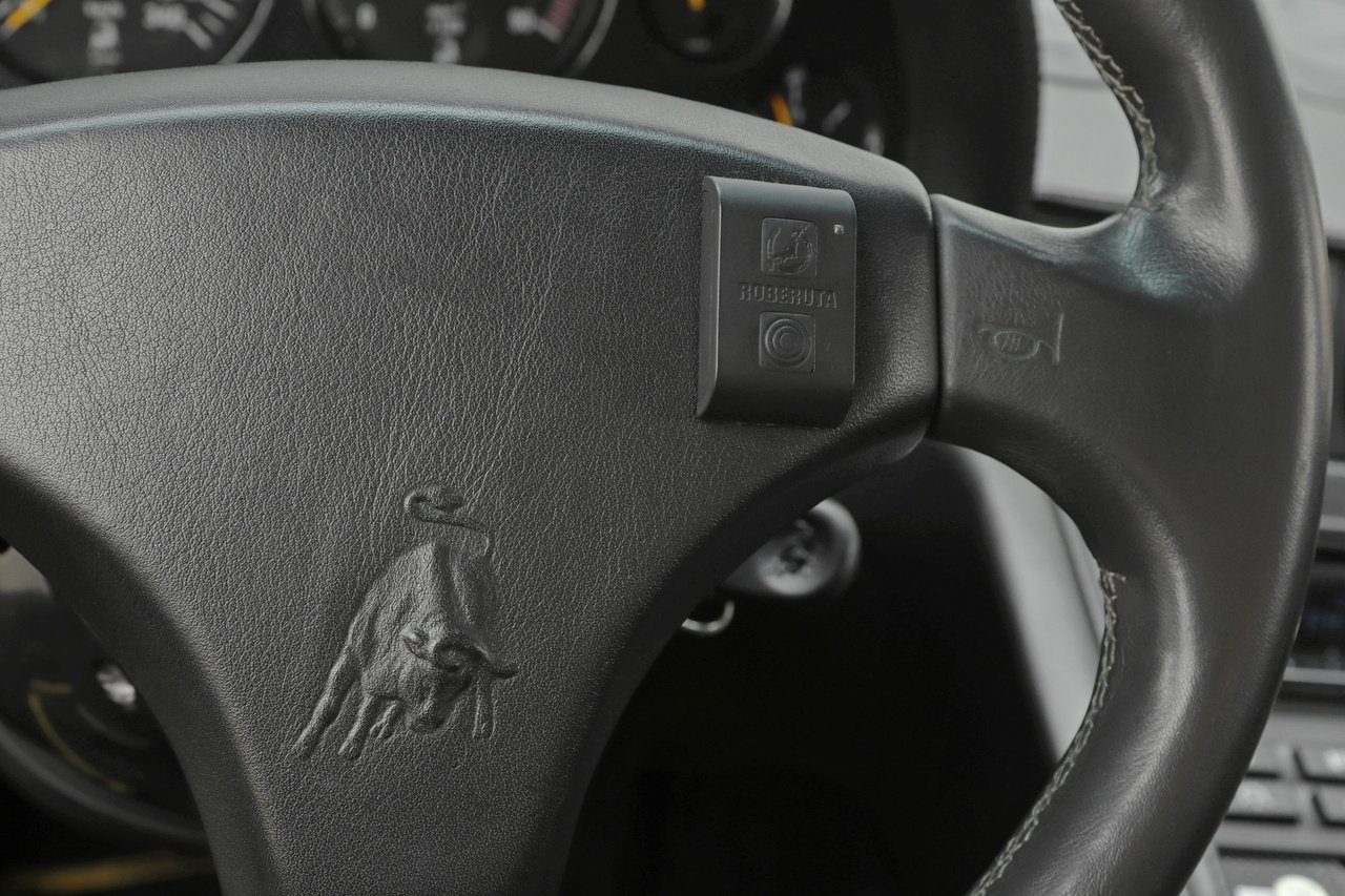 
1995 Lamborghini Diablo VT – 5.7L V12 – 5-Speed Gated Manual – AWD – Superfly Yellow – 50,000 km – Japan full									