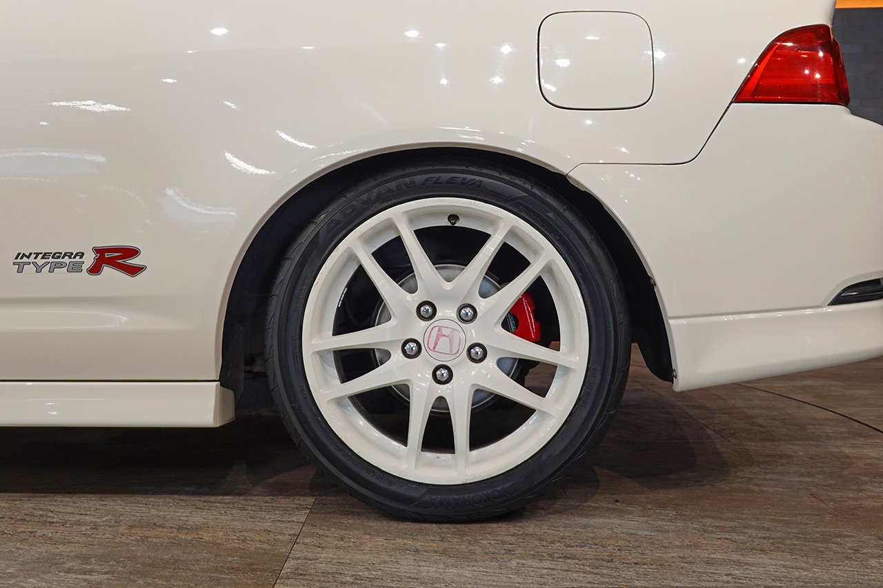 
2005 Honda Integra Type-R DC5 full									