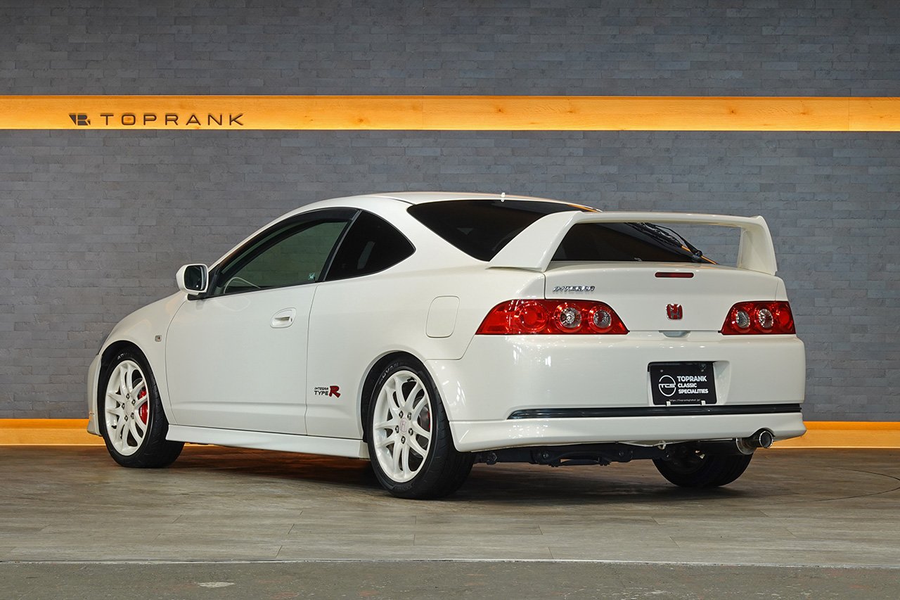 
2005 Honda Integra Type-R DC5 full									