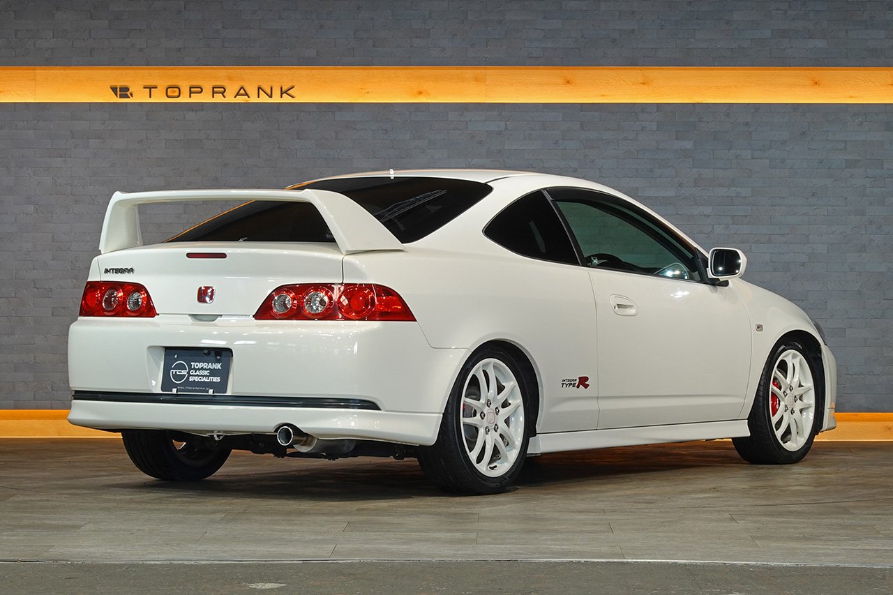 
2005 Honda Integra Type-R DC5 full									