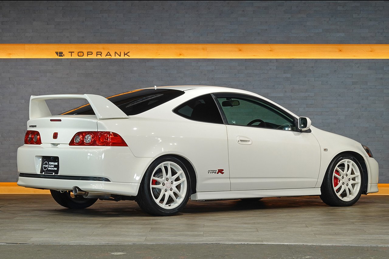 
2005 Honda Integra Type-R DC5 full									