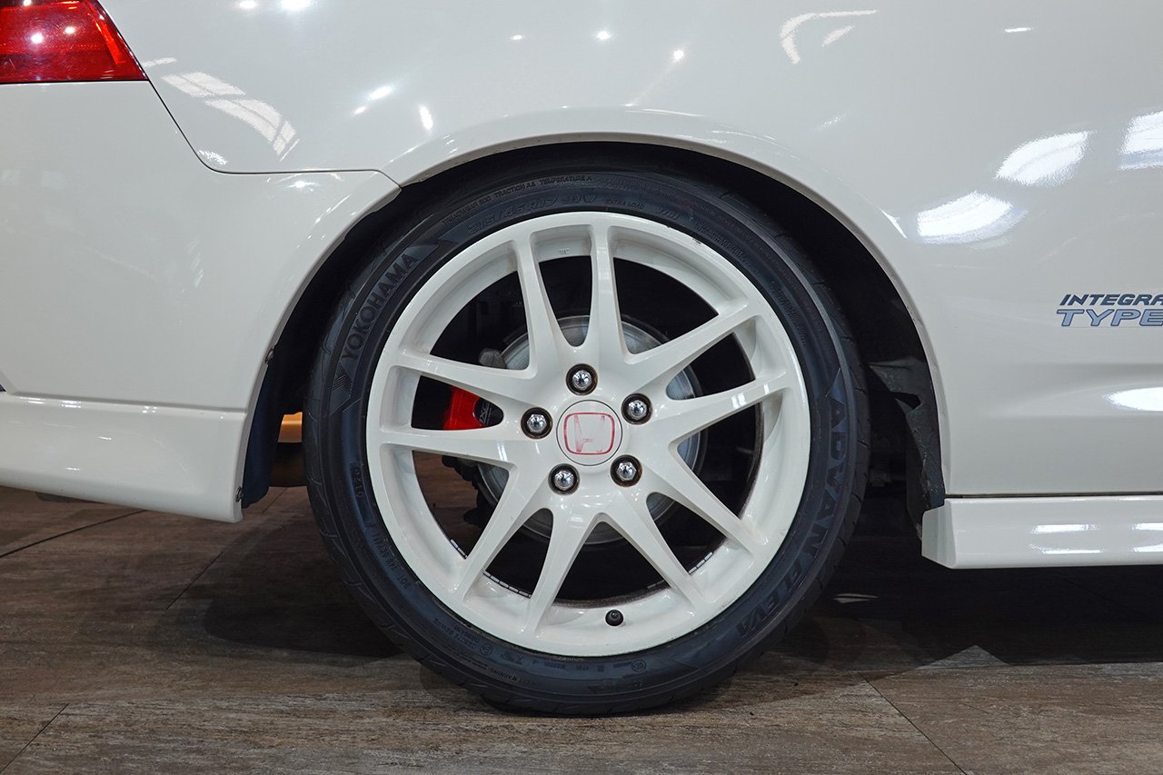 
2005 Honda Integra Type-R DC5 full									