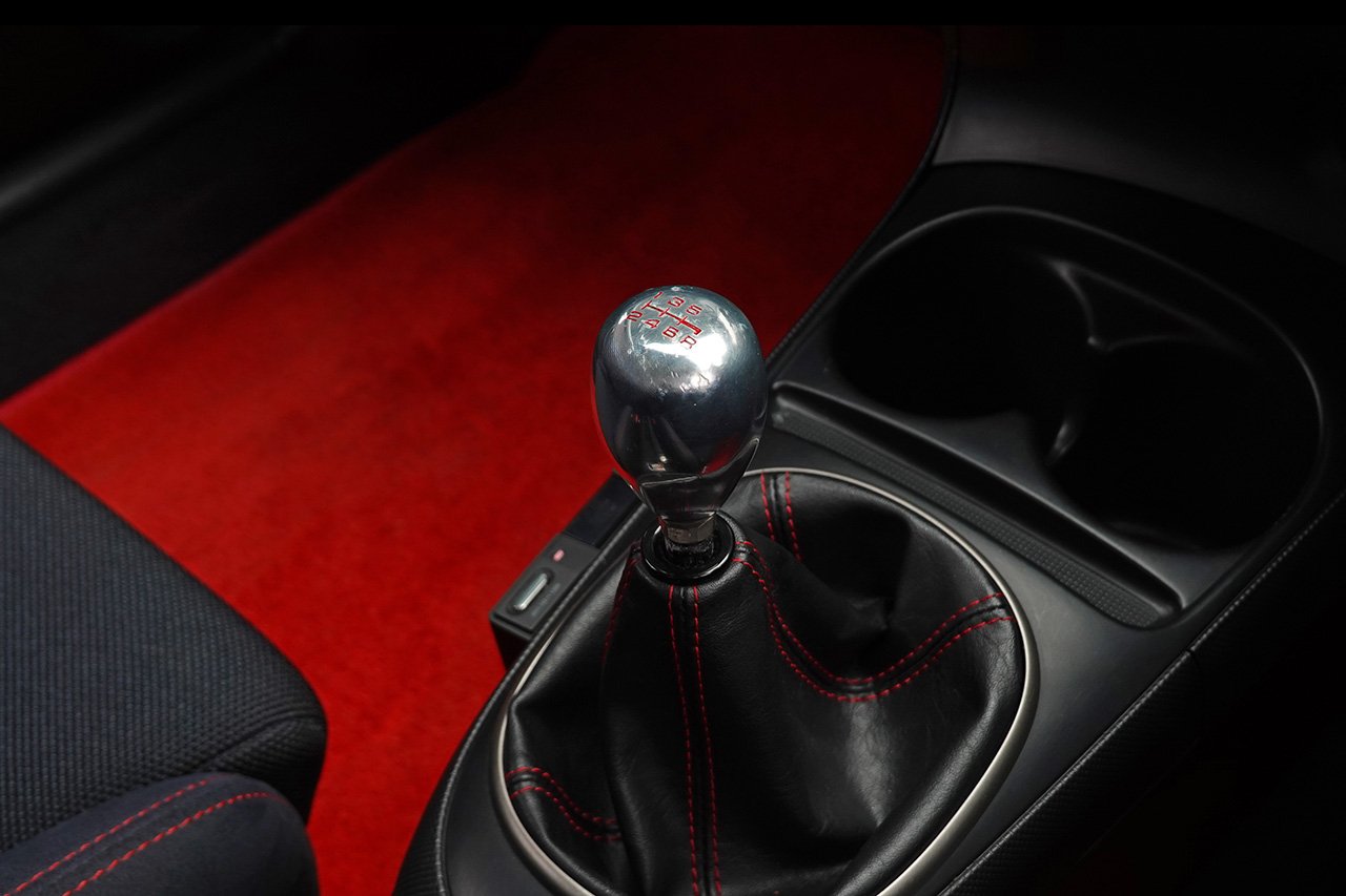 
2005 Honda Integra Type-R DC5 full									