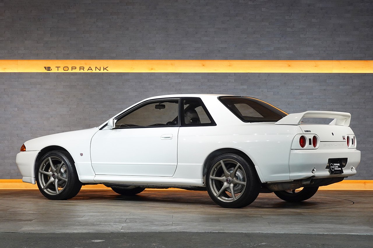 
1994 NISSAN SKYLINE GT-R R32 full									