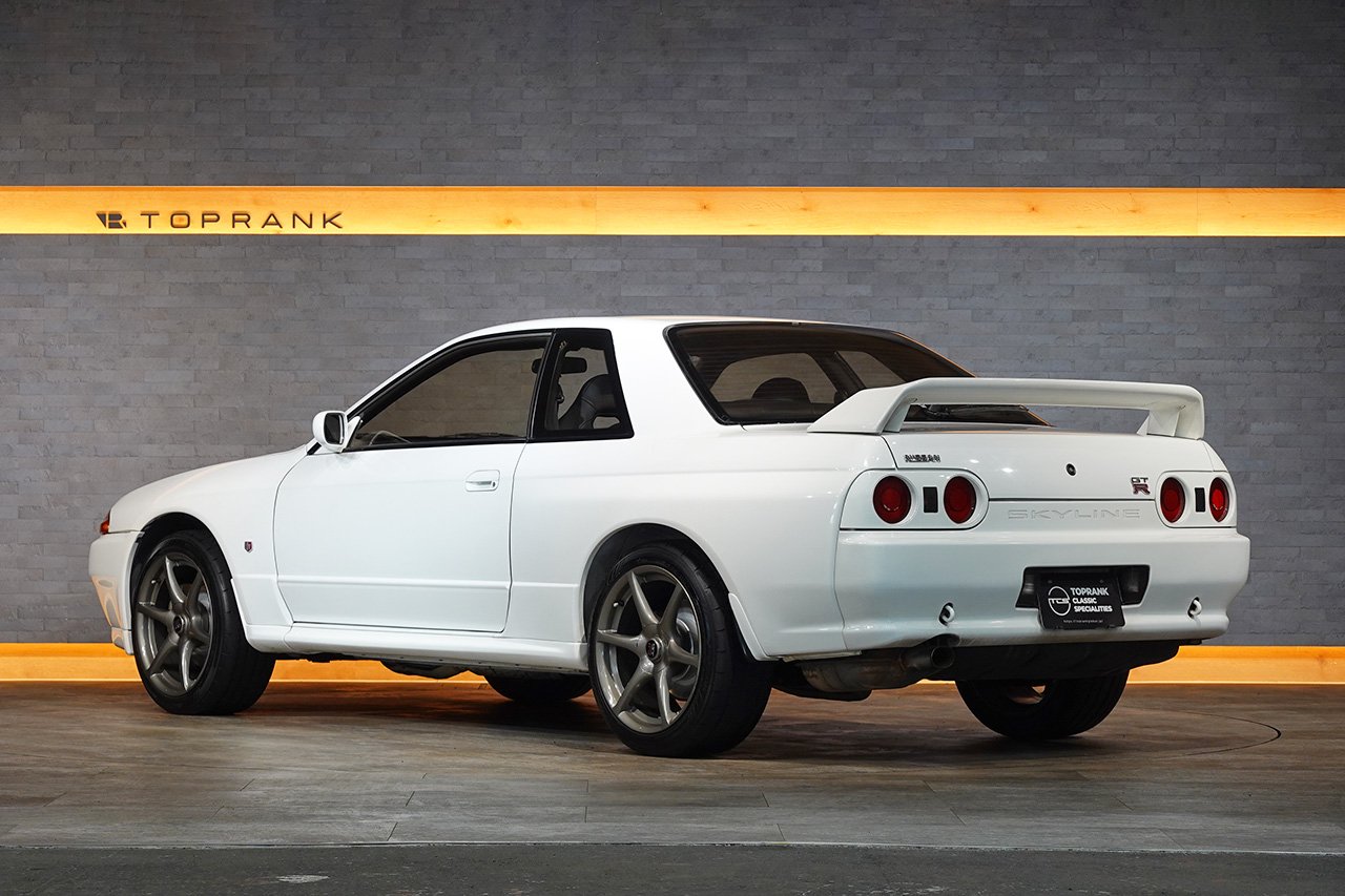 
1994 NISSAN SKYLINE GT-R R32 full									
