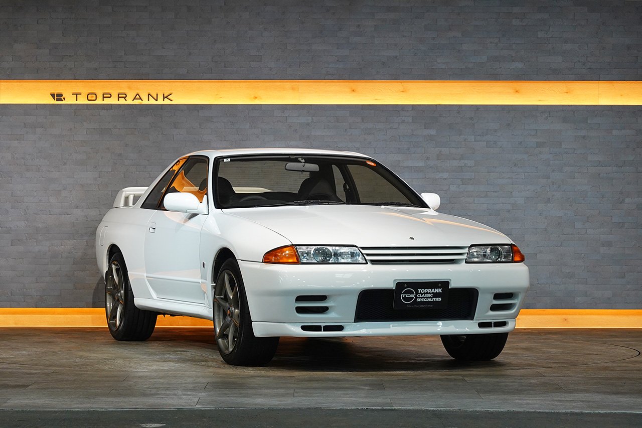 
1994 NISSAN SKYLINE GT-R R32 full									