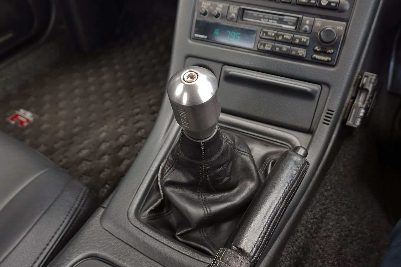 
1994 NISSAN SKYLINE GT-R R32 full									