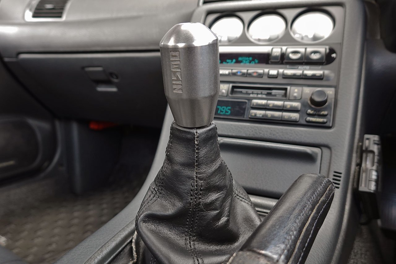 
1994 NISSAN SKYLINE GT-R R32 full									