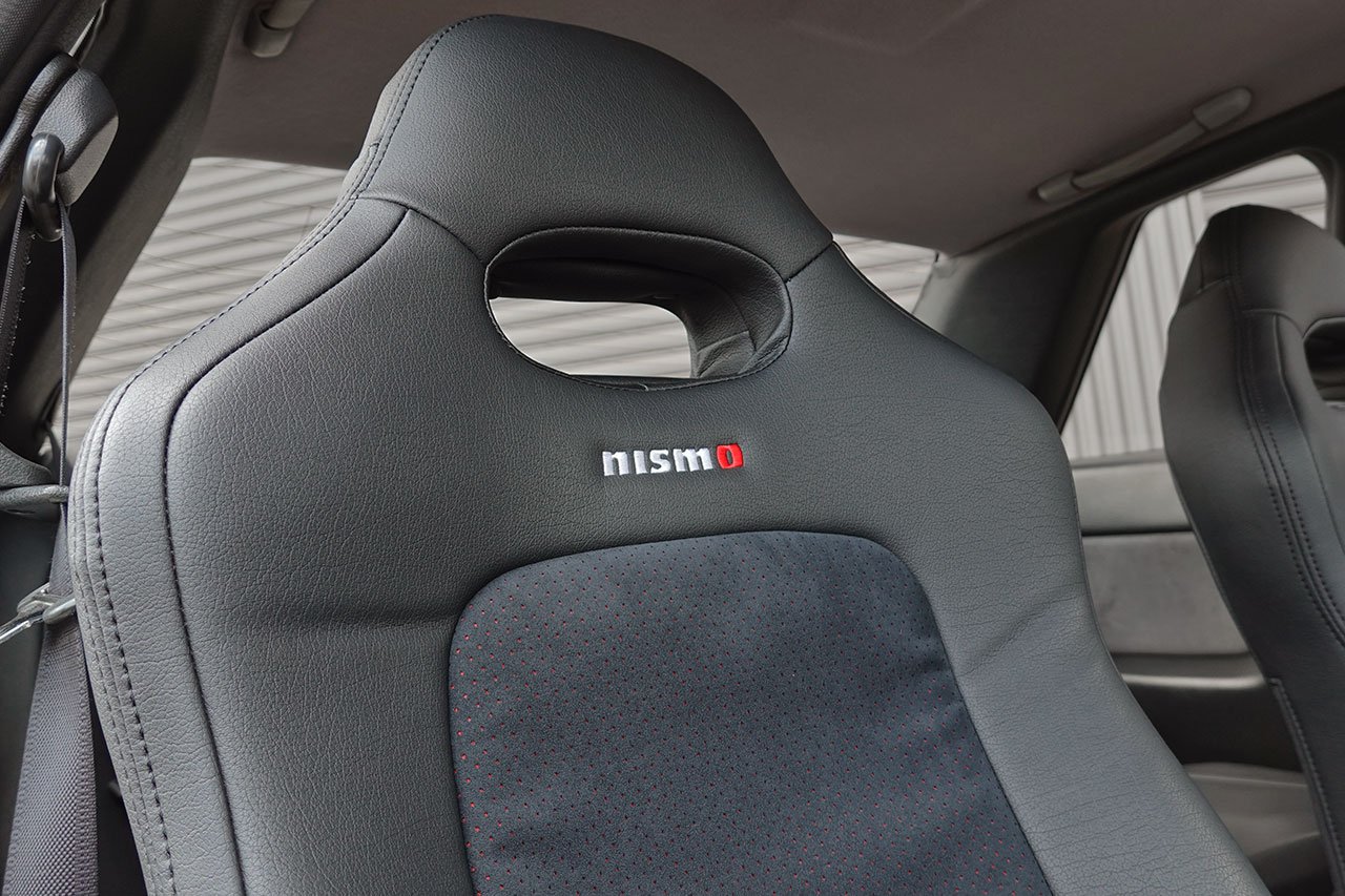 
1994 NISSAN SKYLINE GT-R R32 full									