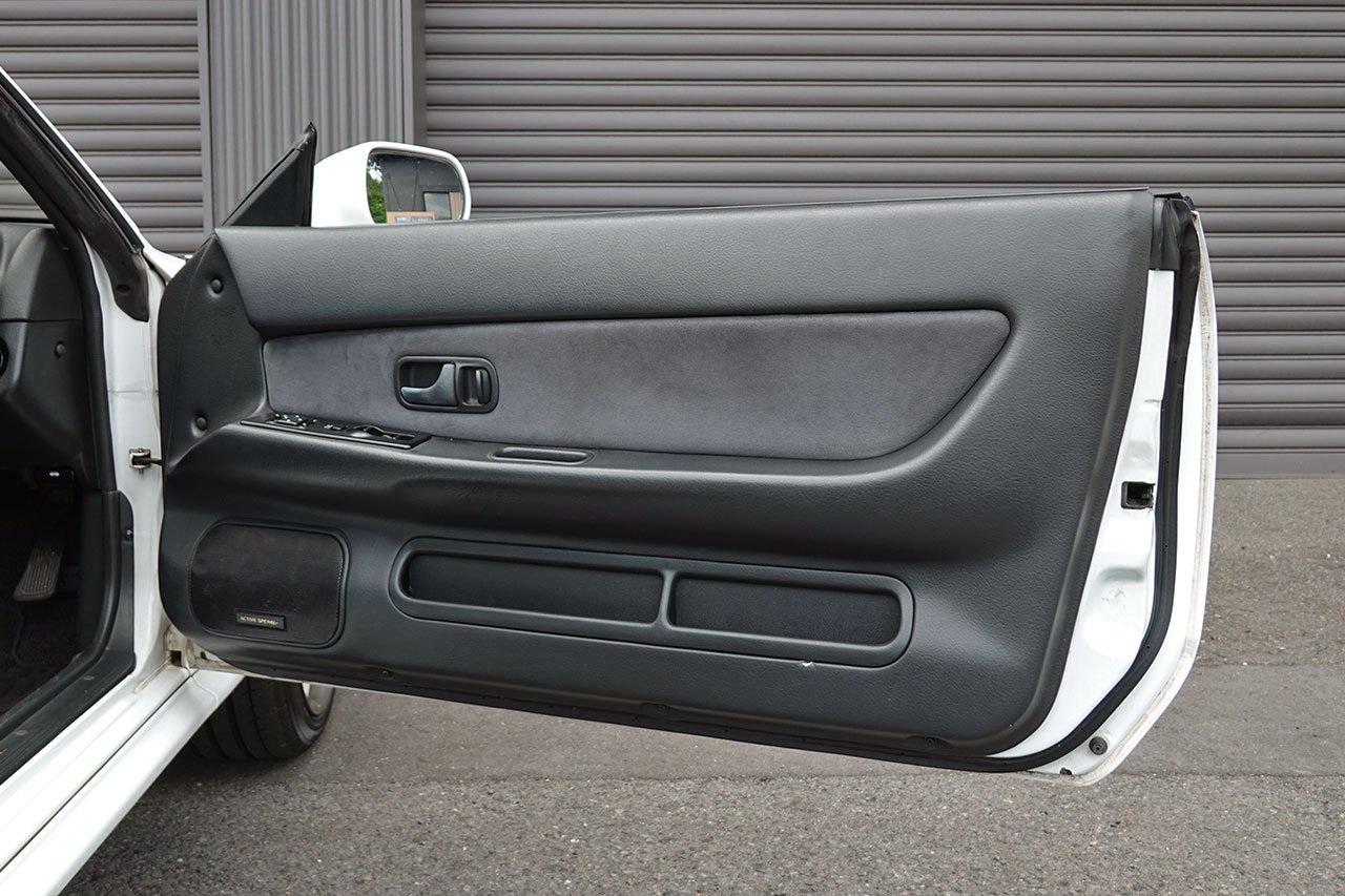 
1994 NISSAN SKYLINE GT-R R32 full									