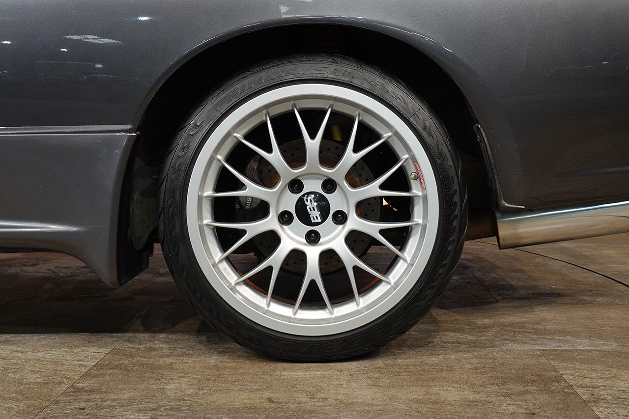 
1990 Nissan Skyline GT-R R32 full									
