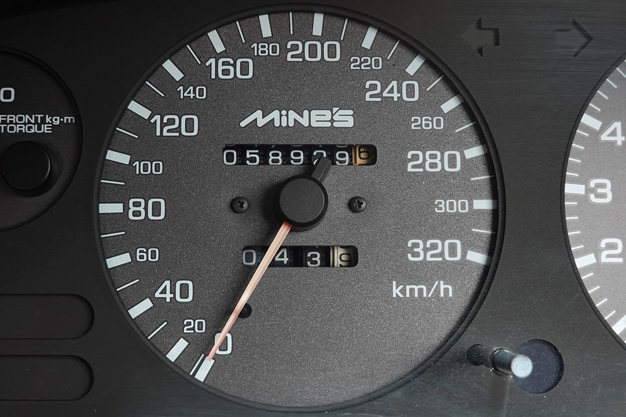 
1990 Nissan Skyline GT-R R32 full									