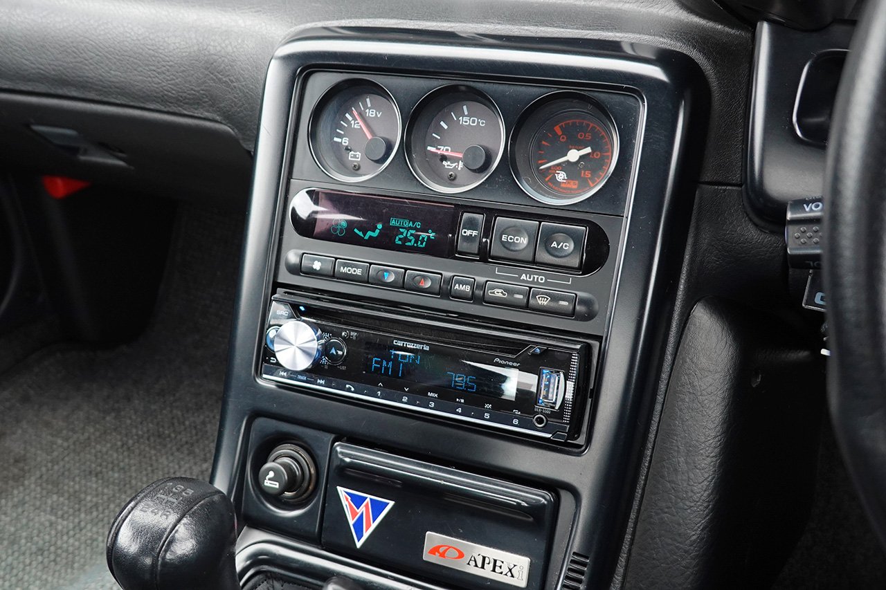 
1990 Nissan Skyline GT-R R32 full									