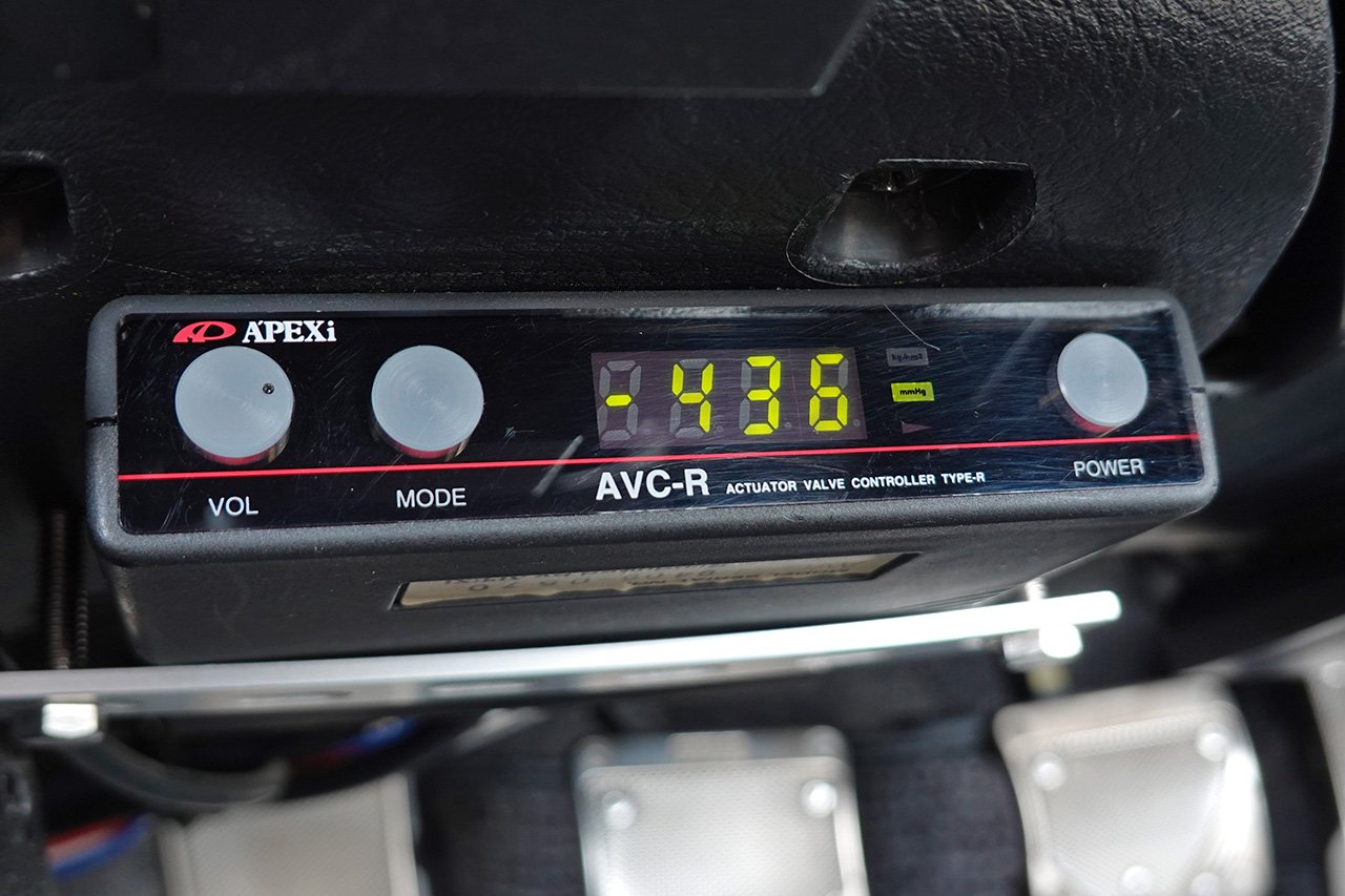 
1990 Nissan Skyline GT-R R32 full									