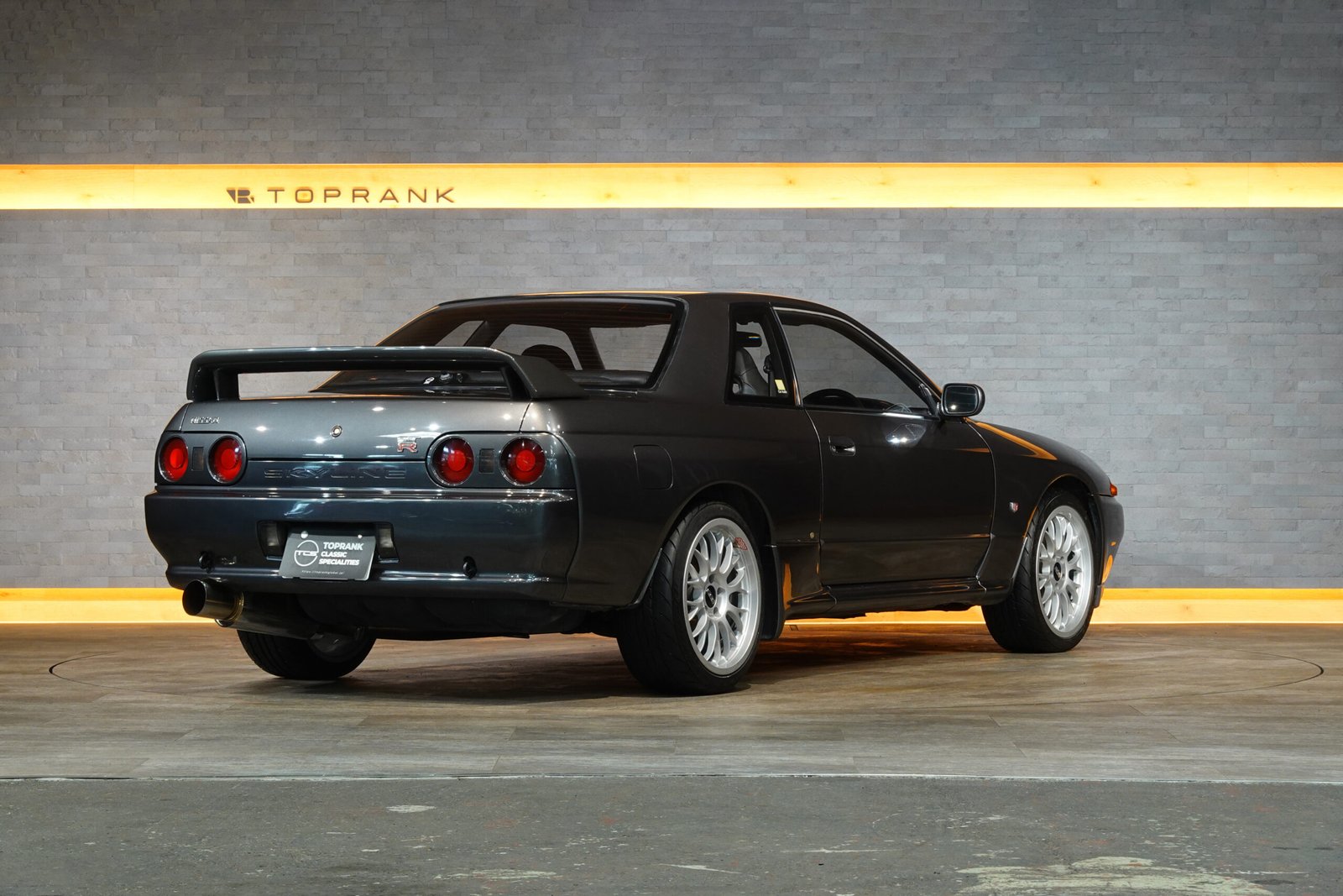 
1990 Nissan Skyline GT-R R32 full									