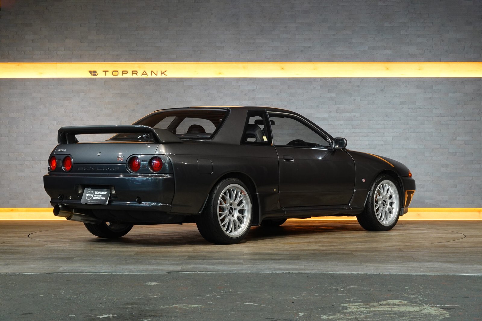 
1990 Nissan Skyline GT-R R32 full									